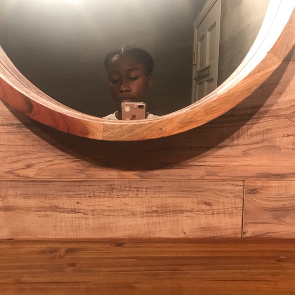 Meet your Posher, Sunrise - Picture 1 of 1